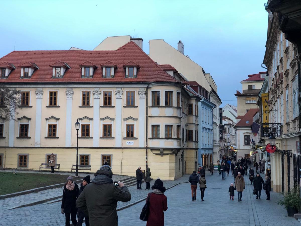 Pleasant Apartment Under The Bratislava Castle エクステリア 写真