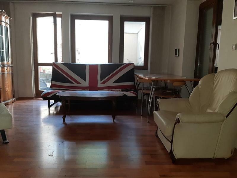 Pleasant Apartment Under The Bratislava Castle エクステリア 写真